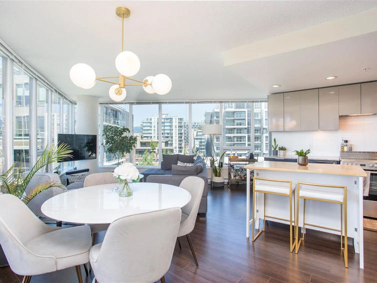 704-445 W 2nd Avenue, Vancouver, BC, V5Y 0E8