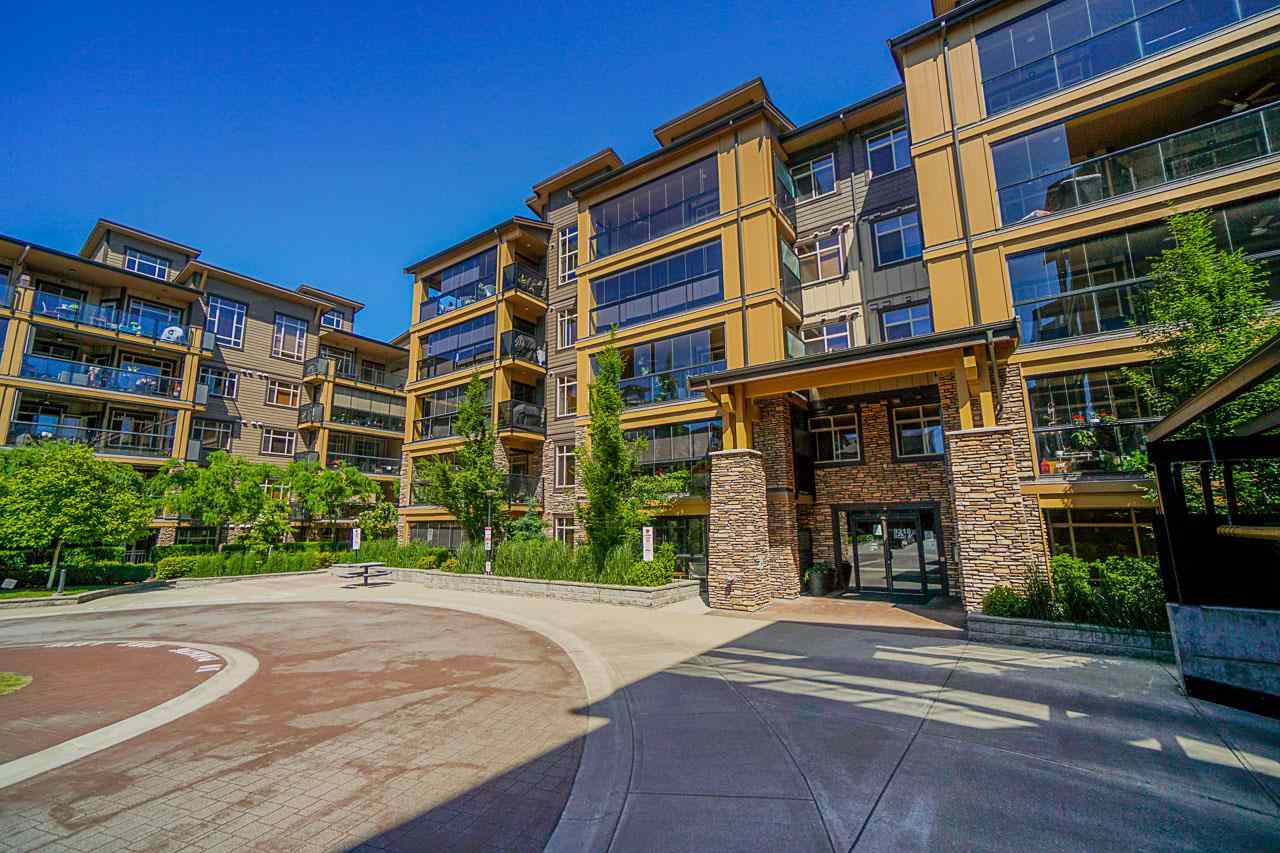 A408-8218 207a Street, Langley, BC, V2V 0N8