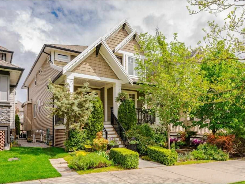 21271 83rd Avenue, Langley BC V2Y 0C2
