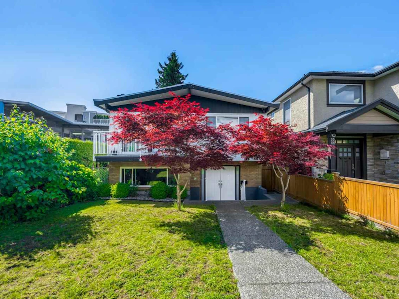 5285 Rupert Street, Vancouver BC V5R 2K2
