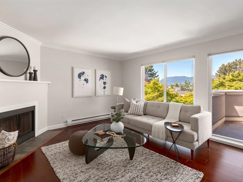 2327 Birch Street, Vancouver BC V6H 3W3