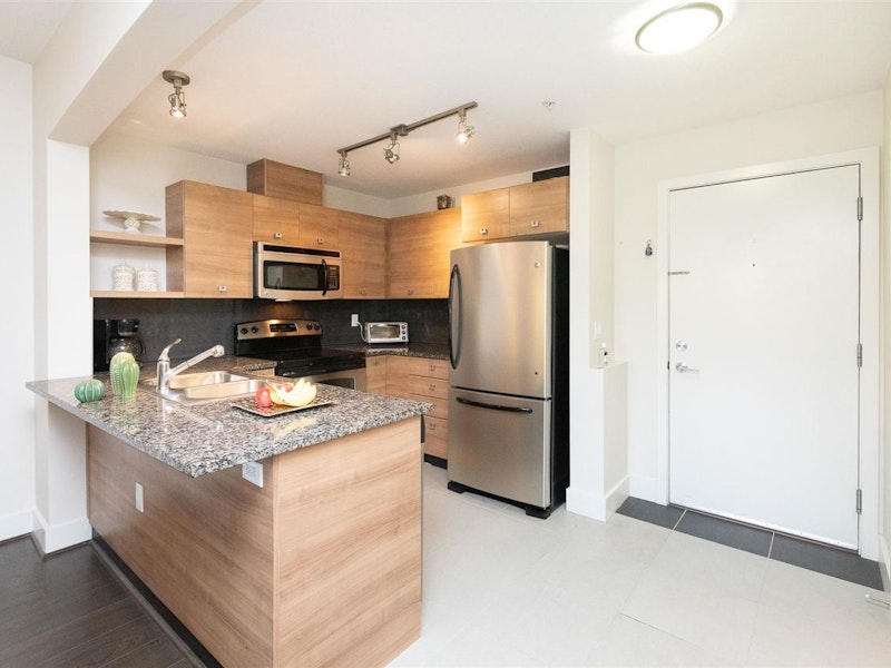 107 - 6688 120th Street, Surrey BC V3W 1T8