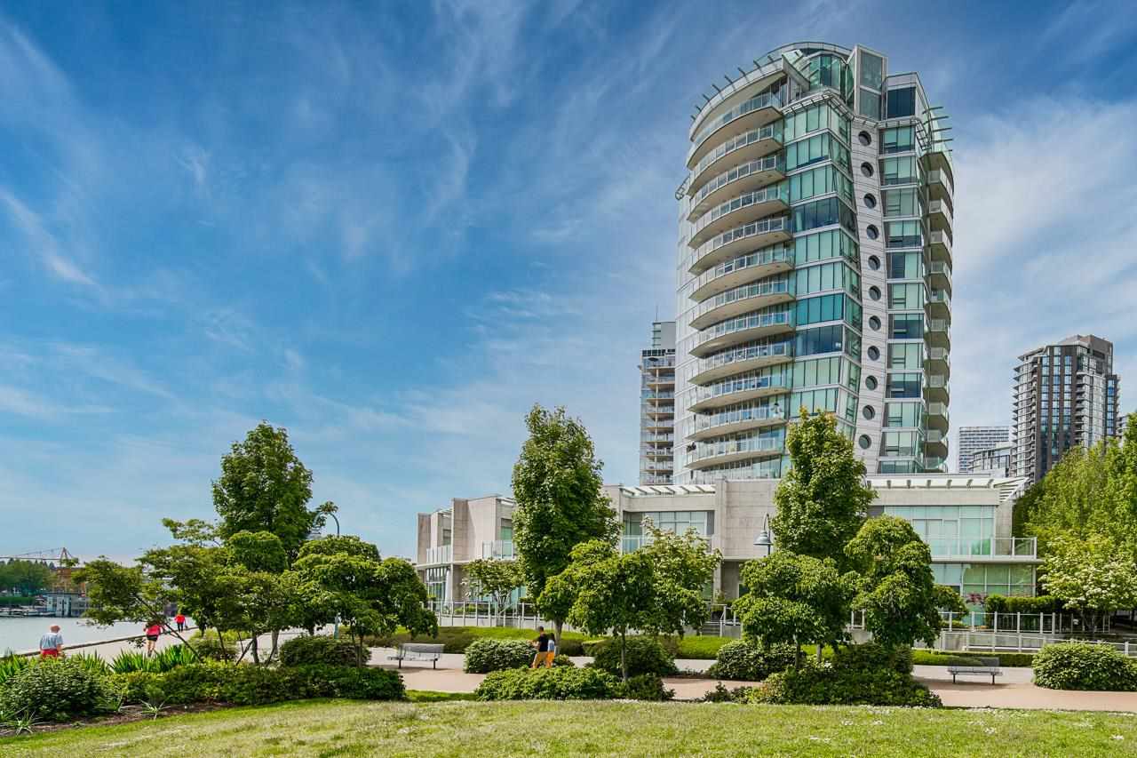 1702-1560 Homer Mews, Vancouver, BC, V6Z 0A5