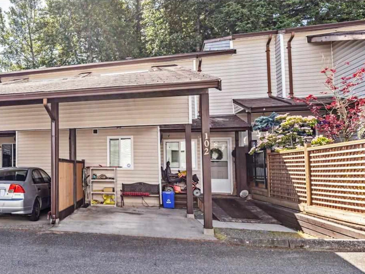 102-27272 32 Avenue, Langley, BC, V4W 3T9