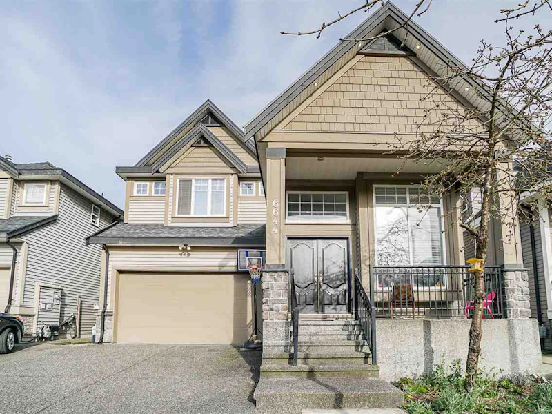 6644 126th Street, Surrey BC V3W 1V8
