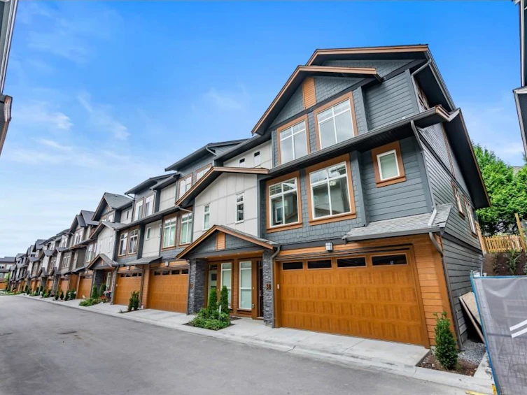 38-17033 Fraser Highway, Surrey, BC, V4N 6V2