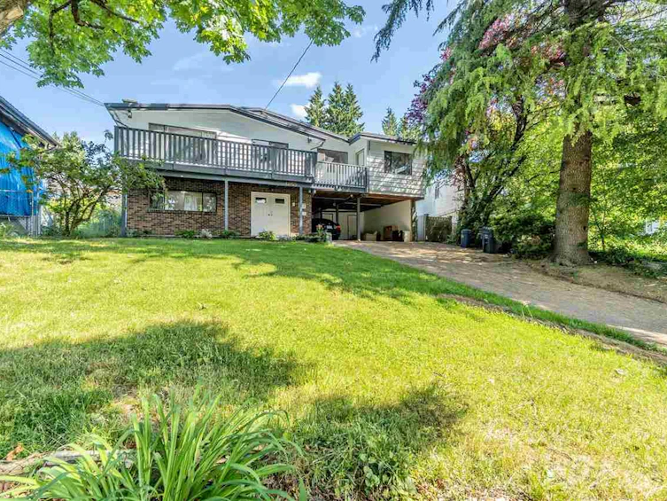 13155 99a Avenue, Surrey, BC, V3T 1G2