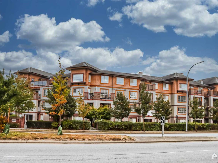 407-6960 120 Street, Surrey, BC, V3W 1V4
