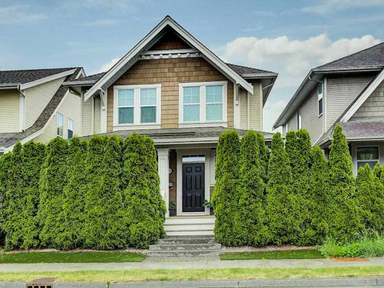 15678 24 Avenue, Surrey, BC, V4A 2J7