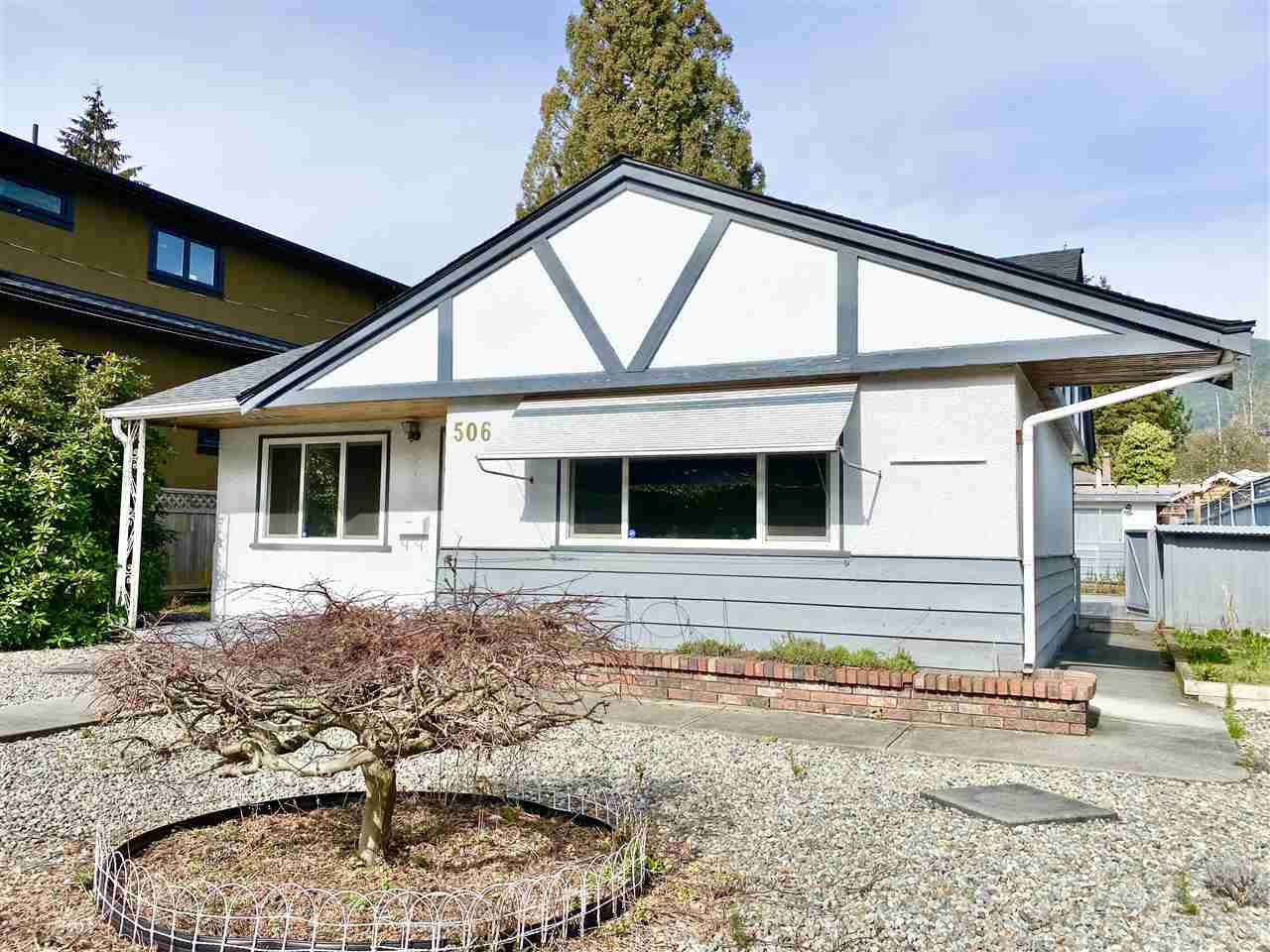 506 W 23rd Street, North Vancouver, BC, V7M 2B9