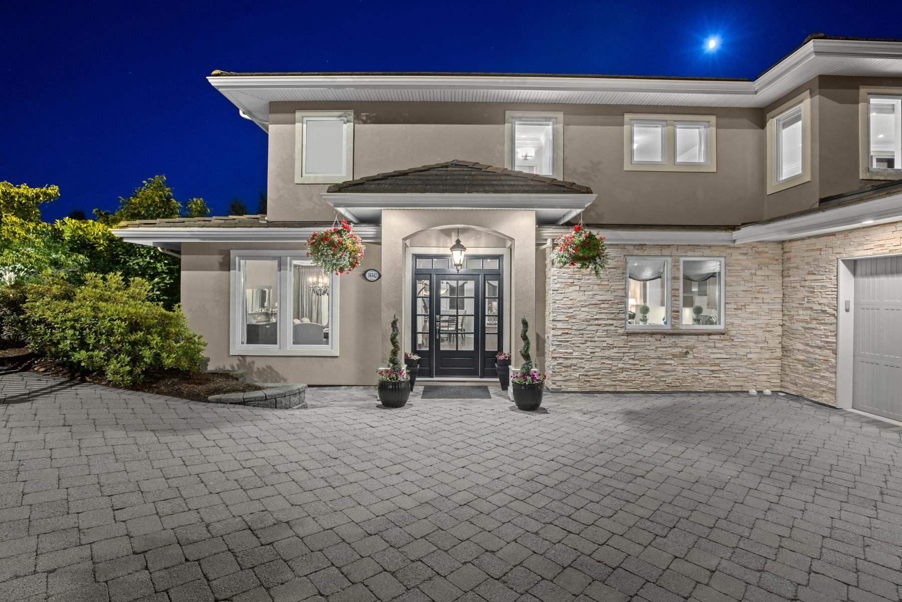 14342 Sunset Drive, Surrey, BC, V4B 2V5