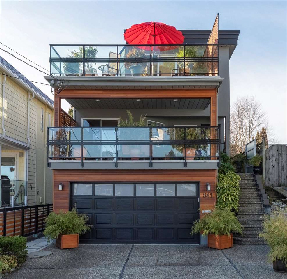 843 Parker Street, Surrey, BC, V4B 4R3