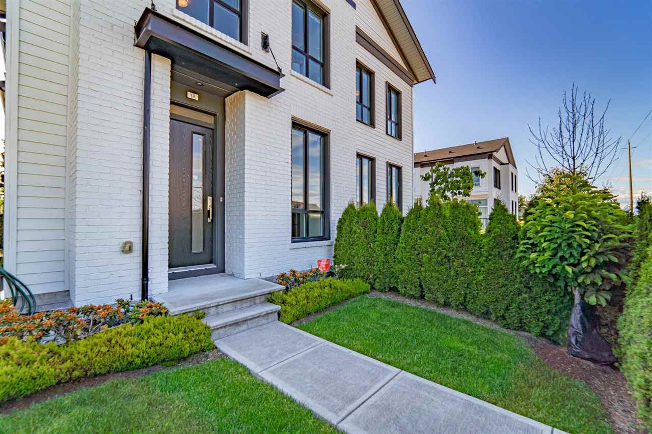 18-15938 27 Avenue, Surrey, BC, V3Z 0T2