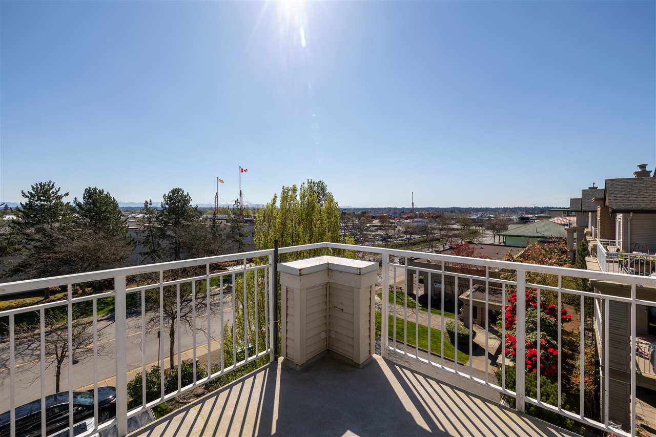309-19750 64 Avenue, Langley, BC, V2Y 2T1