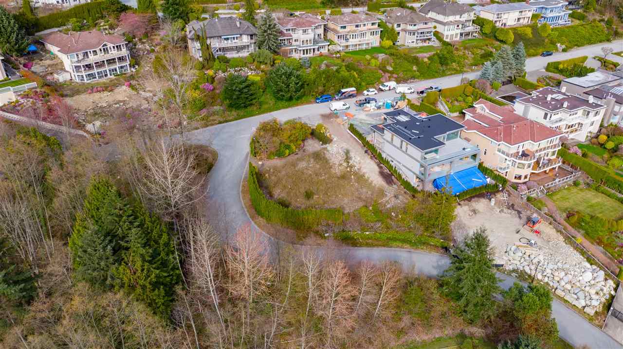 2690 Chelsea Court, West Vancouver, BC, V7S 3E9