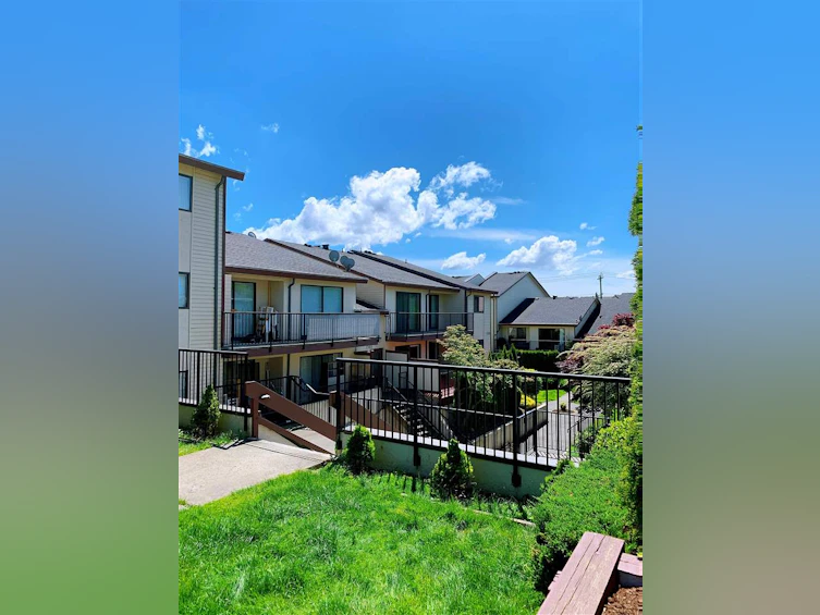 23-7565 Humphries Court, Burnaby, BC, V3N 4K9