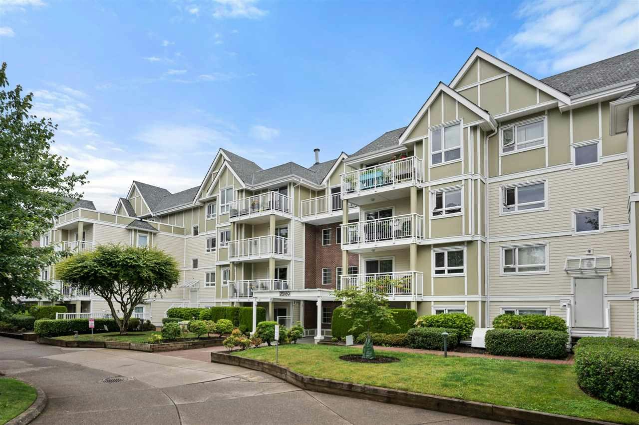 301-20189 54 Avenue, Langley, BC, V3A 3W2