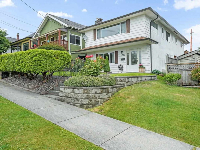 407 School Street, New Westminster BC V3L 3M1