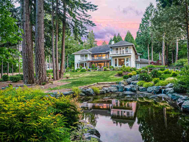 13975 34 Avenue, Surrey, BC, V4P 2A9