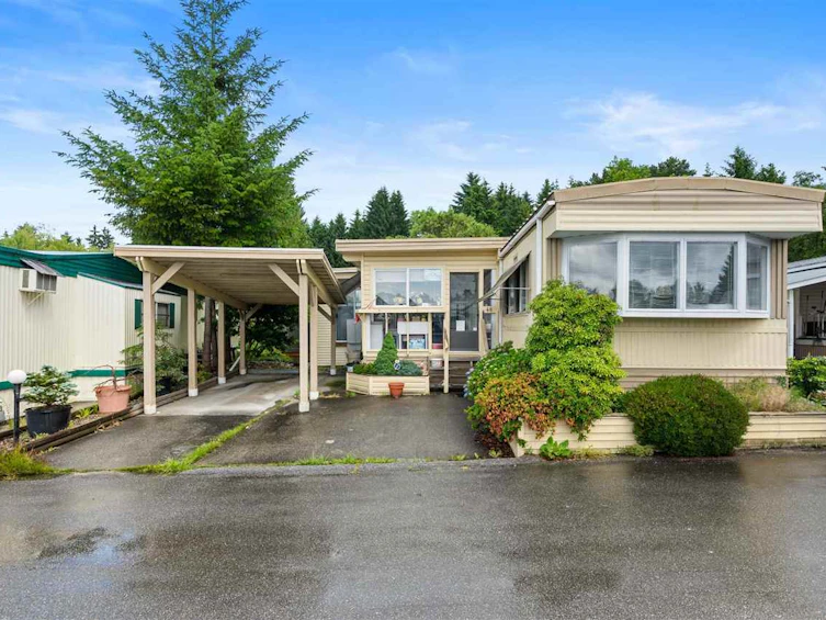 48-201 Cayer Street, Coquitlam, BC, V3K 5A9