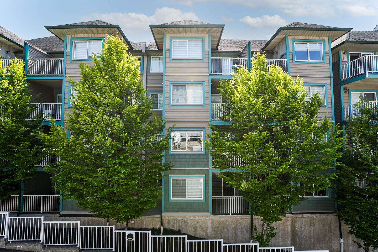 403-33960 Old Yale Road, Abbotsford, BC, V2S 2J9