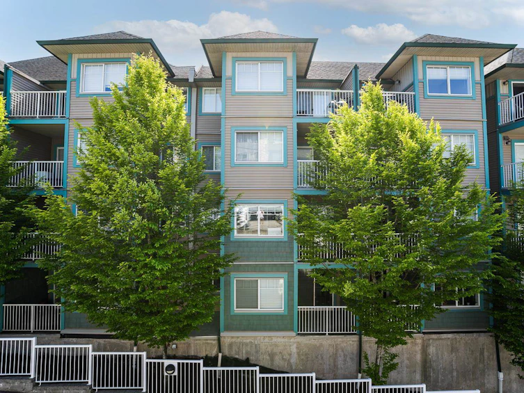 403-33960 Old Yale Road, Abbotsford, BC, V2S 2J9