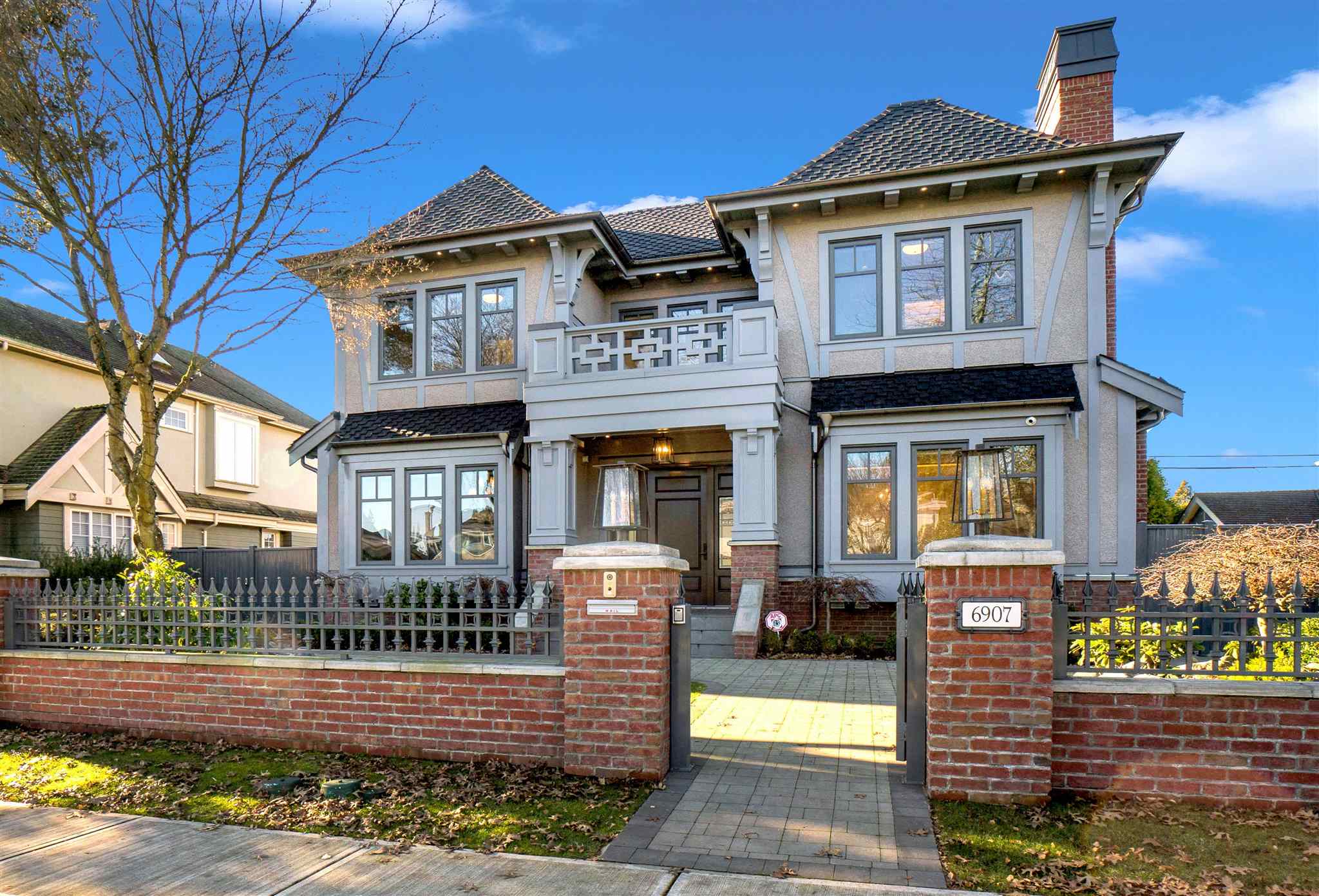 6907 Angus Drive, Vancouver, BC, V6P 5J4