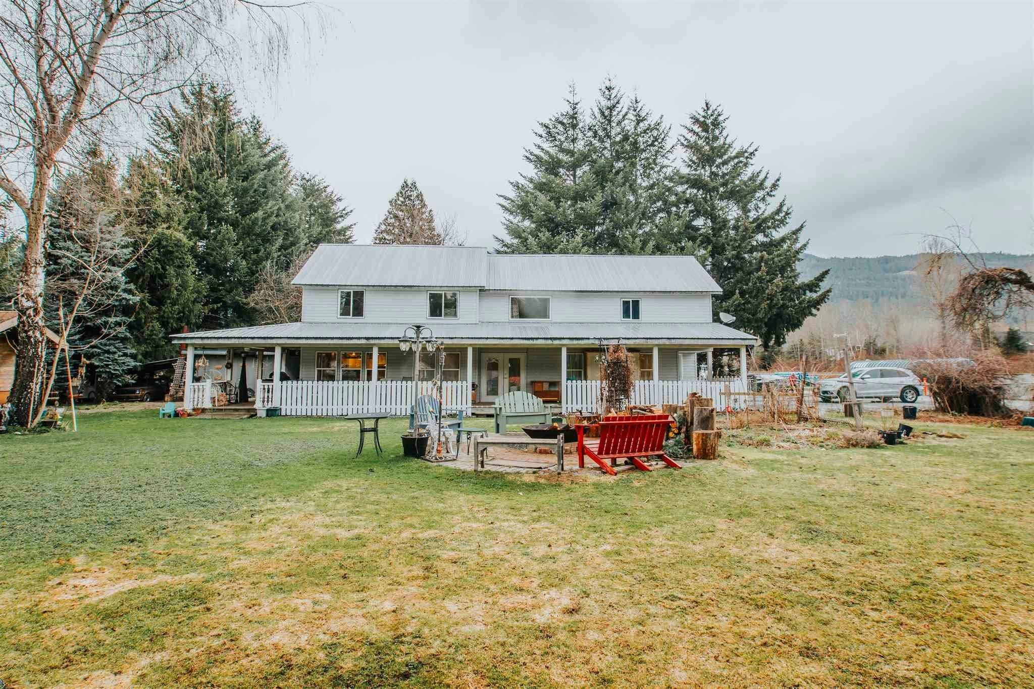 7451/53 Frontier Street, Pemberton, BC, V0N 2L0