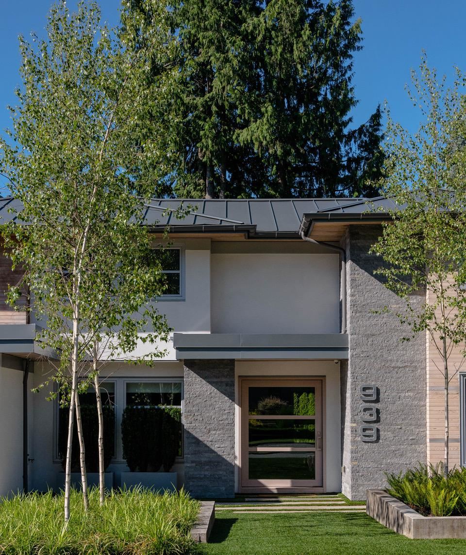 939 Kennedy Avenue, North Vancouver, BC, V7R 1L4