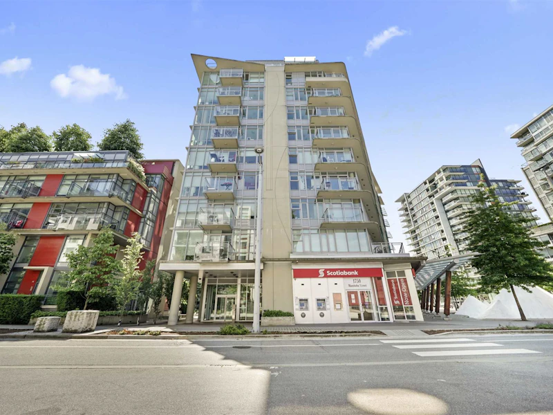 901 - 88 W 1st Avenue, Vancouver BC V5Y 3K8