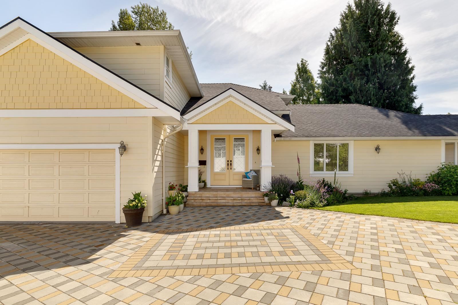 7464 149a Street, Surrey, BC, V3S 3H5