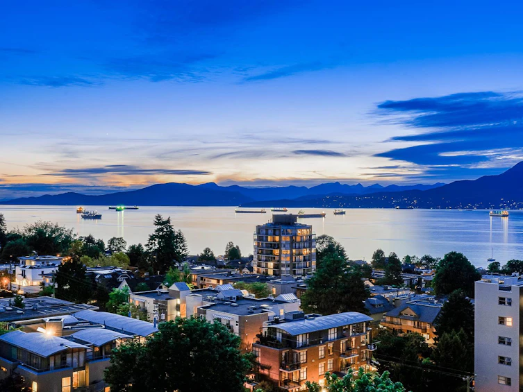 1104-2370 W 2nd Avenue, Vancouver, BC, V6K 1J2
