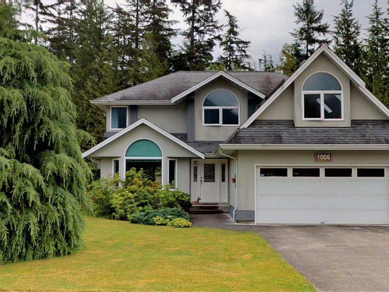 1006 Regency Place, Squamish BC V8B 0N2