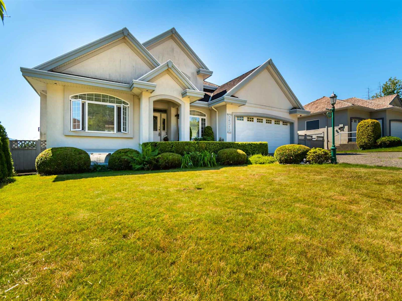 36312 Country Place, Abbotsford BC V3G 1M2