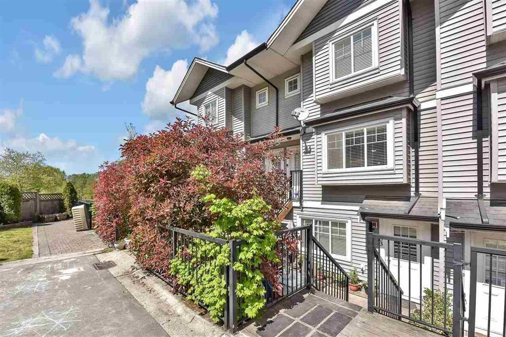 33-11255 132nd Street, Surrey, BC, V3R 4R3