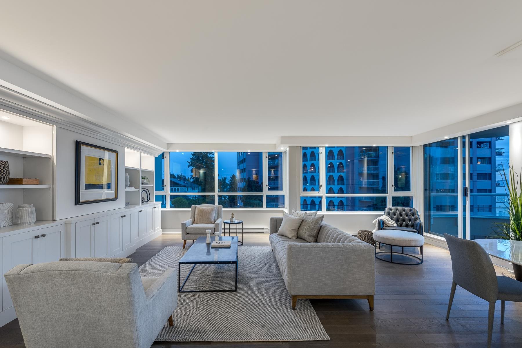 303-2203 Bellevue Avenue, West Vancouver, BC, V7V 4V7