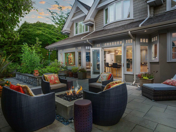 2920 Highbury Street, Vancouver, BC, V6R 3T8