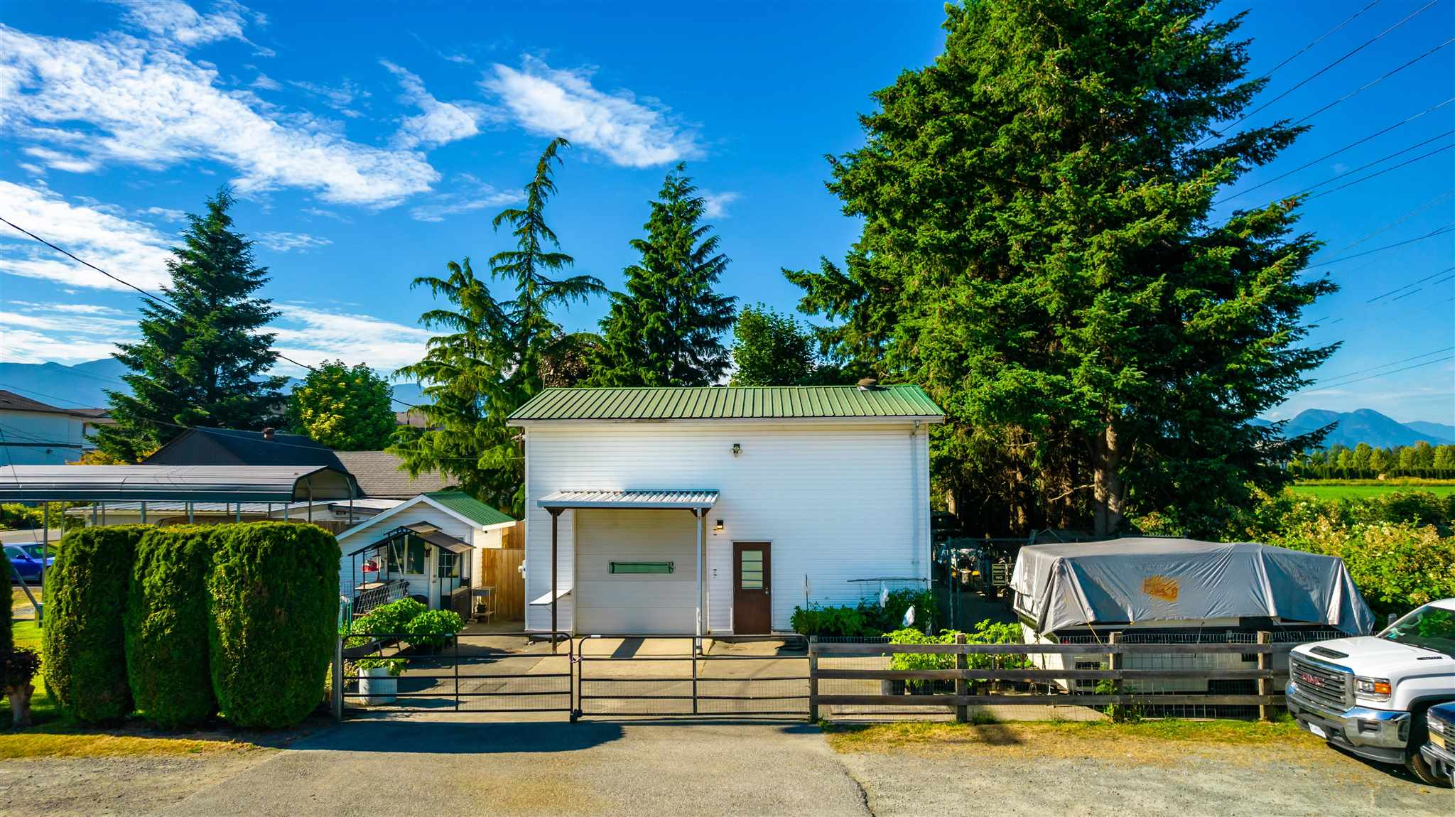 7416 Shaw Avenue, Chilliwack, BC, V2R 4E5