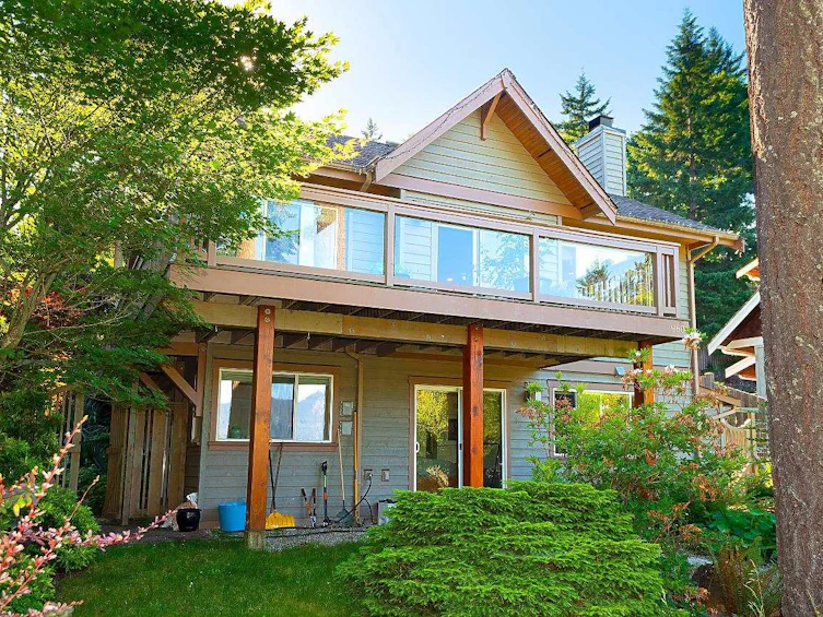960 Seaview Place, Bowen Island, BC, V0N 1G1