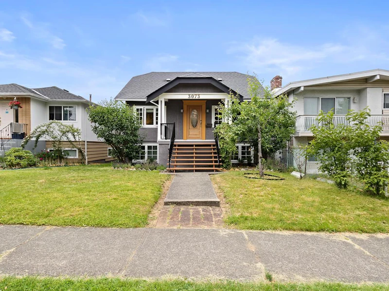 3073 E 21st Avenue, Vancouver BC V5M 2W6