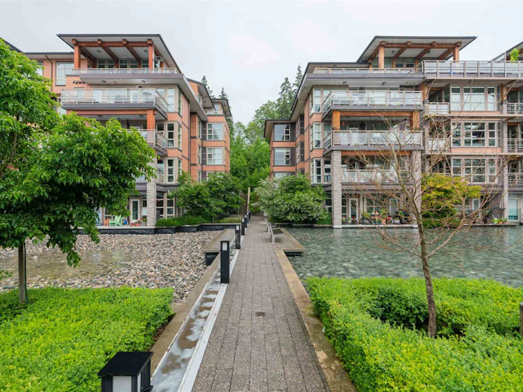 222-3602 Aldercrest Drive, North Vancouver, BC, V7G 0A2