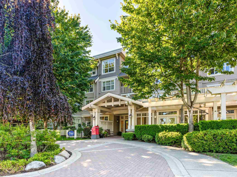 401 - 960 Lynn Valley Road, North Vancouver BC V7J 3V6