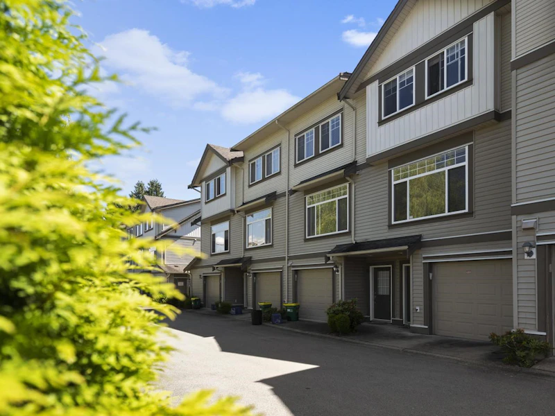5 - 13393 Barker Street, Surrey BC V3R 5Y4