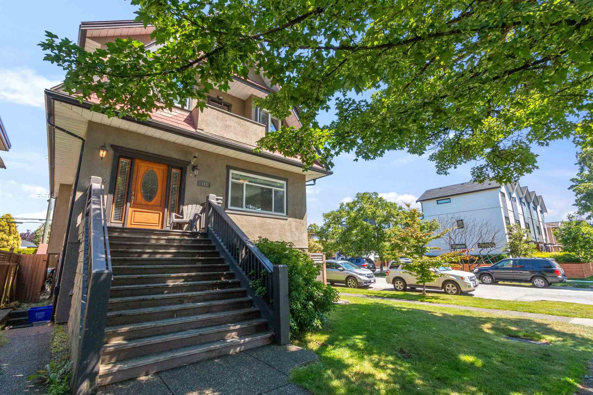 493 E 44th Avenue, Vancouver, BC, V5W 1W2