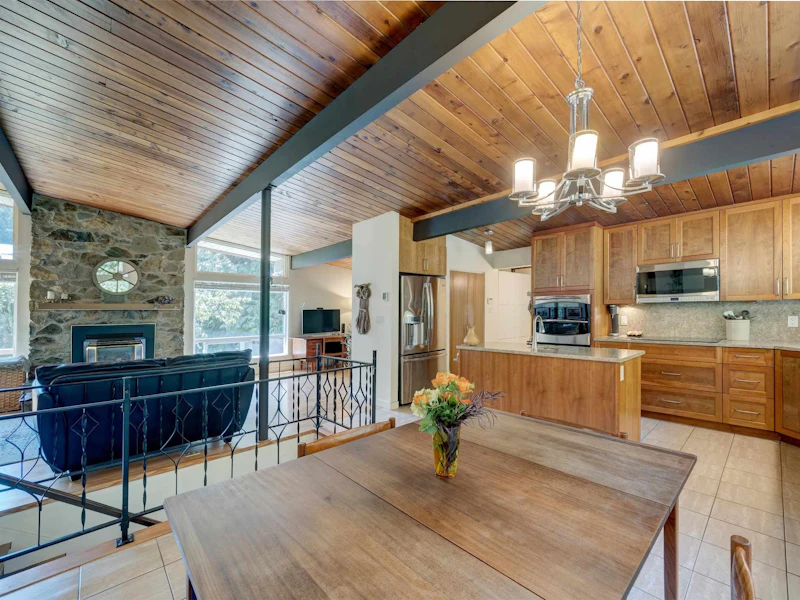 628 King Road, Gibsons BC