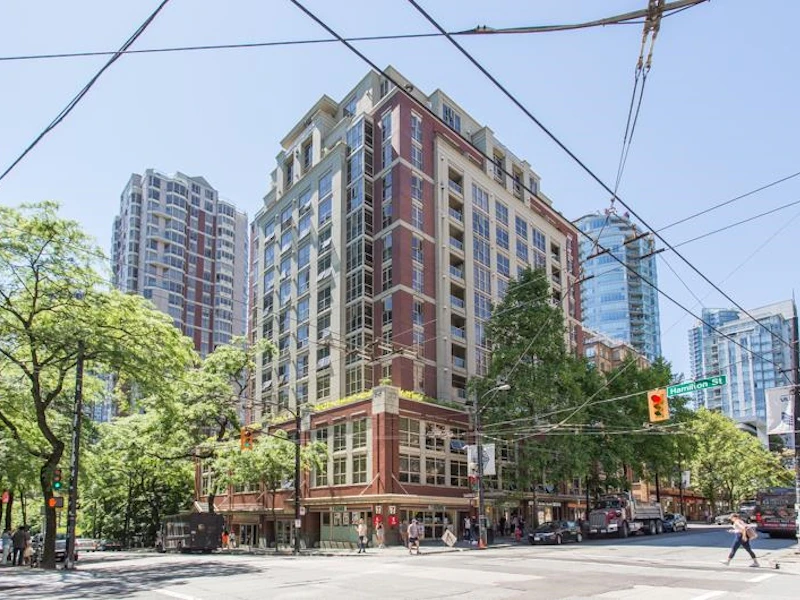 1311 - 819 Hamilton Street, Vancouver BC V6B 6M2