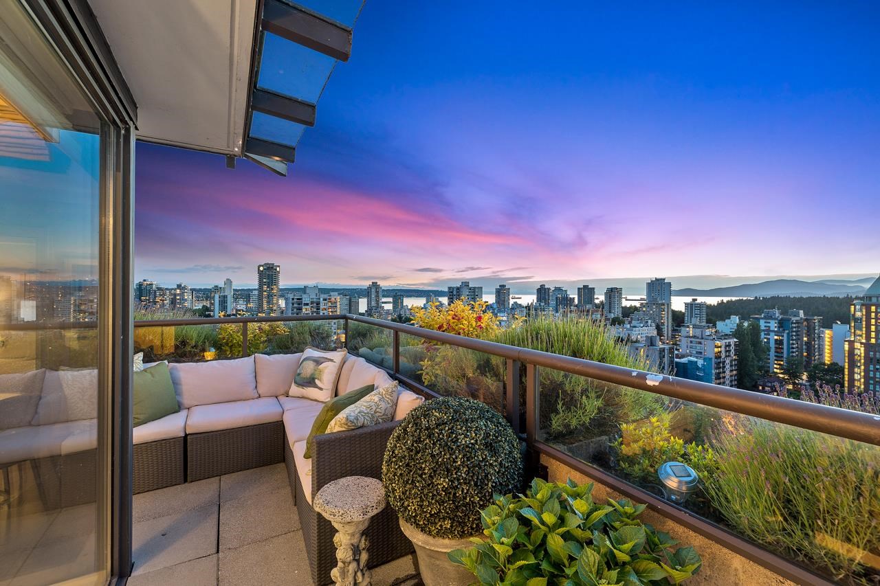 2402-1723 Alberni Street, Vancouver, BC, V6G 3G9