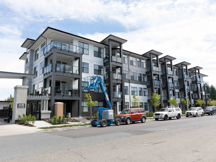 121-2120 Gladwin Road, Abbotsford, BC, V2S 0L7