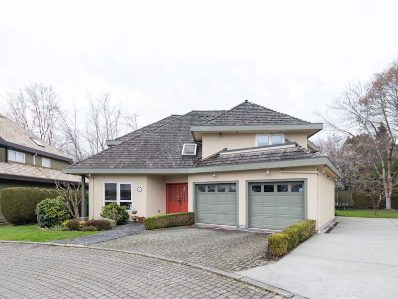 8565 Captains Cove, Vancouver BC V6P 6S1