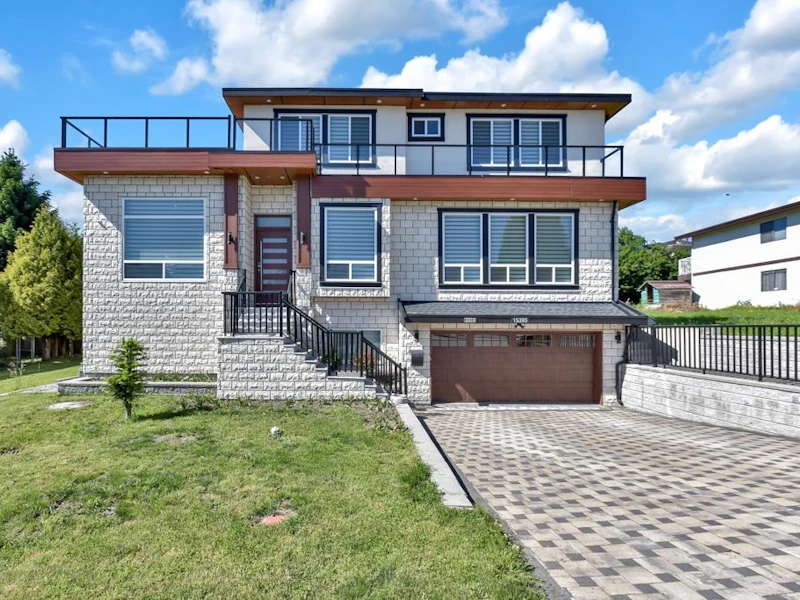 15395 82nd Avenue, Surrey BC V3S 2K8
